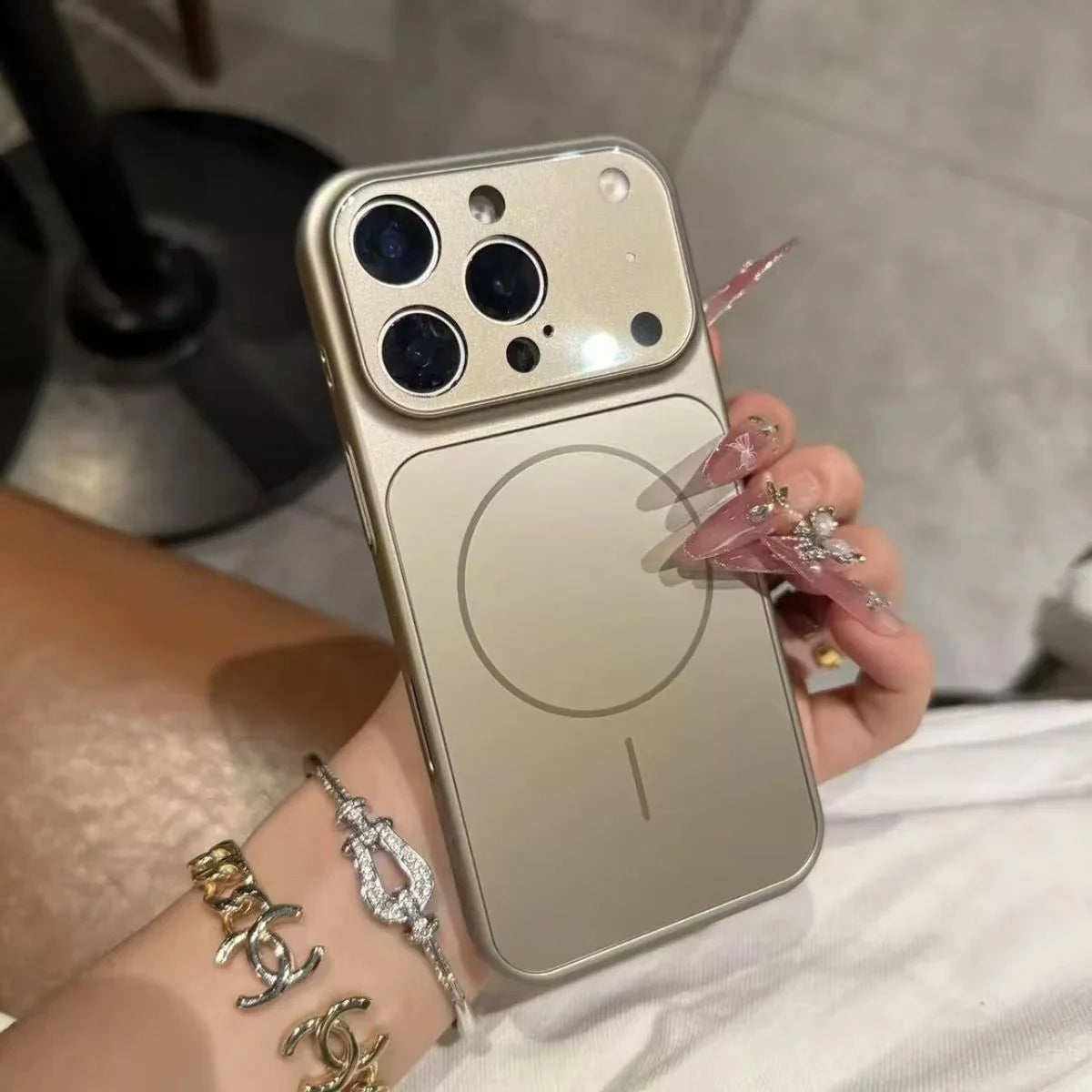 Original AG Frosted Glass MagSafe Case